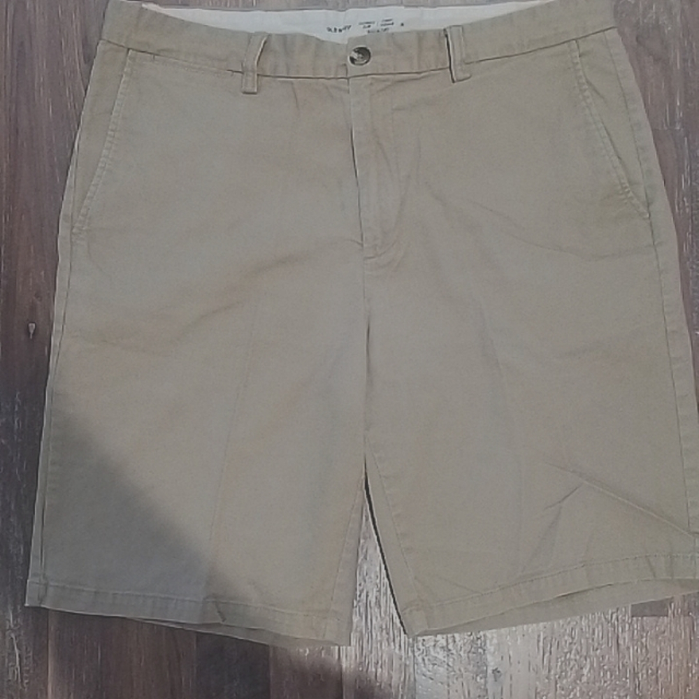 Old Navy Tan Flat Front Shorts Versatile Summer Essential